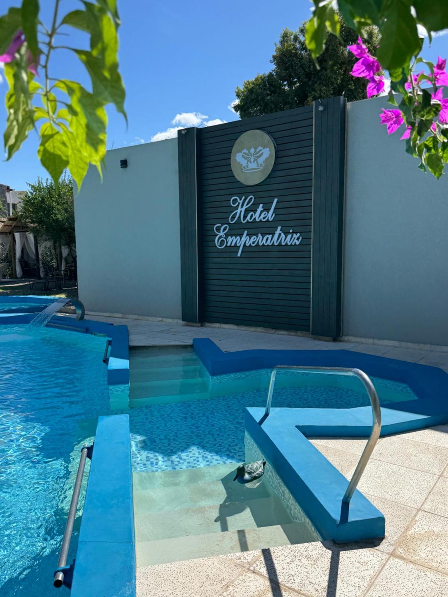 Hotel Emperatriz Termas de Río Hondo Exterior foto